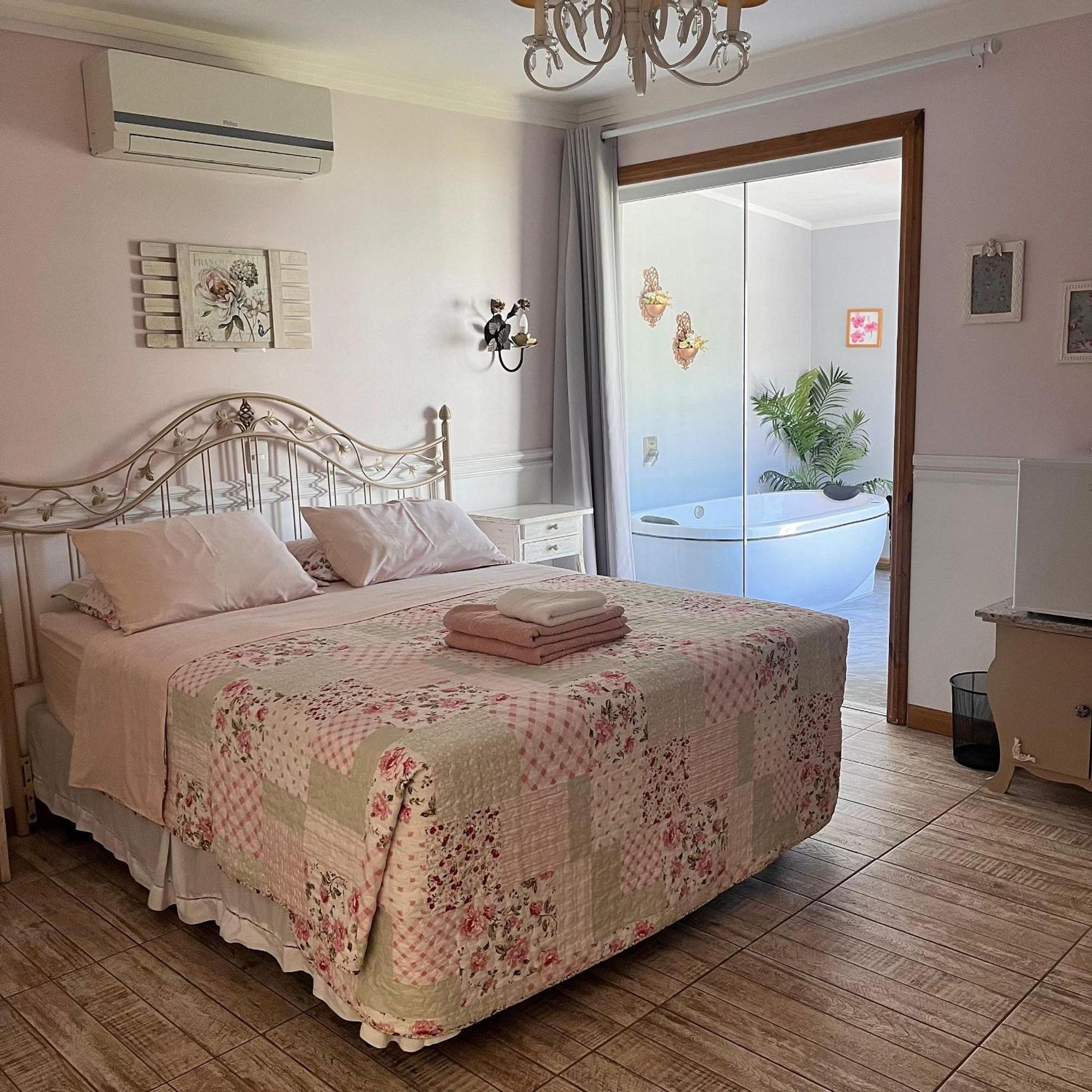 paty´s garden Hotel Florianopolis Bagian luar foto